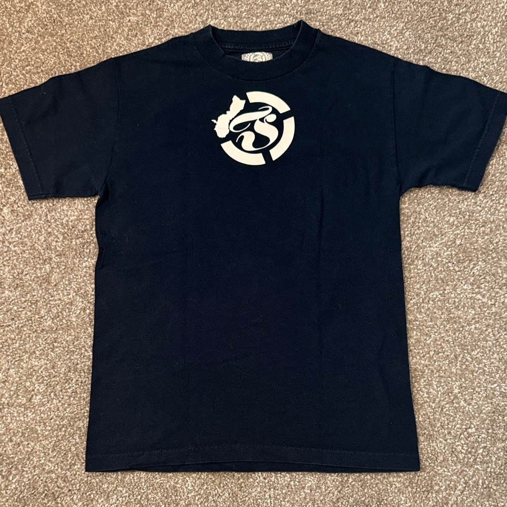 FOKAI Guam Black Graphic Short Sleeve Tee